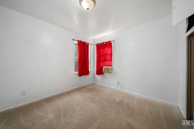 unfurnished room with carpet