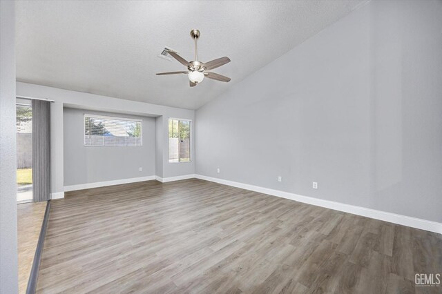 601 Jervis Ct, Bakersfield, CA 93307 - photo 22