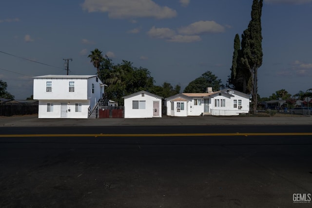 701 Woodrow Ave, Bakersfield, CA 93308 - photo 2