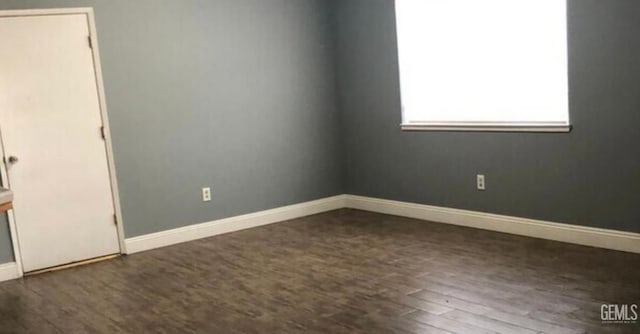 2009 Scenic View Dr, Bakersfield, CA 93307 - photo 2
