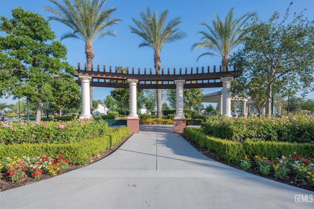13620 Stonethwaite Ln, Bakersfield, CA 93311 - view of community featuring a pergola