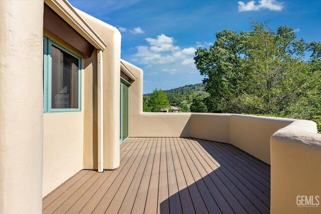 28221 Cumberland Rd, Tehachapi, CA 93561 - view of wooden terrace