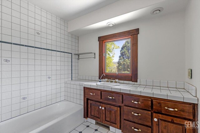 28221 Cumberland Rd, Tehachapi, CA 93561 - bathroom with a tub and vanity