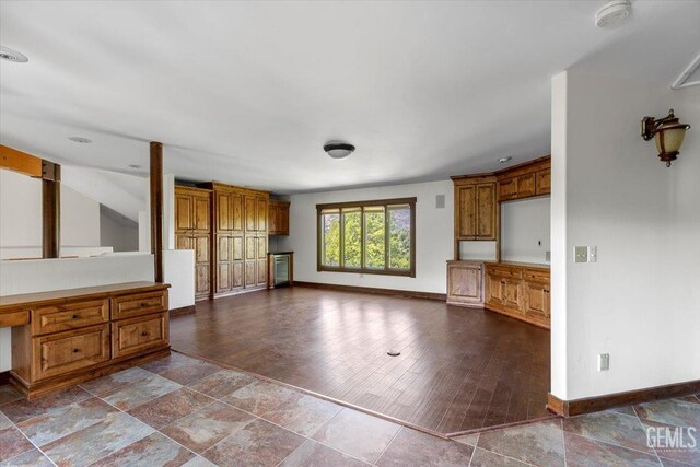 28221 Cumberland Rd, Tehachapi, CA 93561 - unfurnished living room featuring baseboards