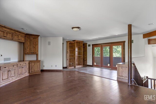 28221 Cumberland Rd, Tehachapi, CA 93561 - unfurnished living room featuring dark wood-style floors, recessed lighting, and baseboards