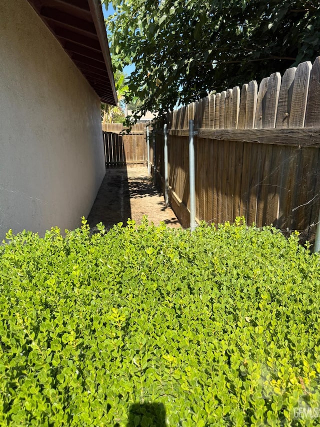 339 Elm St, Shafter, CA 93263 - photo 9