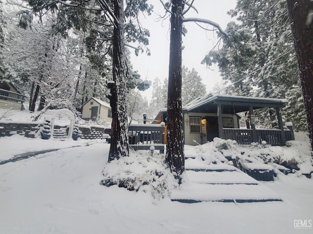 view of front of home featuring covered porch