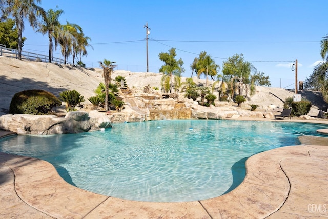 10834 Olcese Rd, Bakersfield, CA 93308 - view of pool