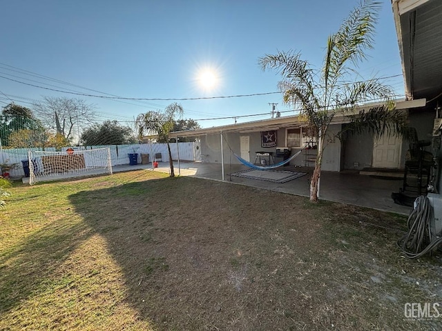 view of yard with a patio