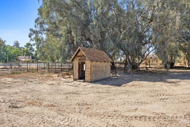 7544 Clifford Ct, Bakersfield, CA 93313 - view of outdoor structure