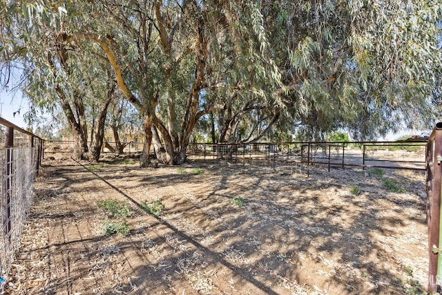 7544 Clifford Ct, Bakersfield, CA 93313 - view of fenced backyard