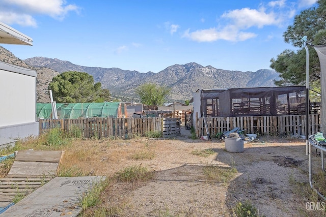 7958 Harmony Ln, Onyx, CA 93255 - fenced backyard with a mountain view