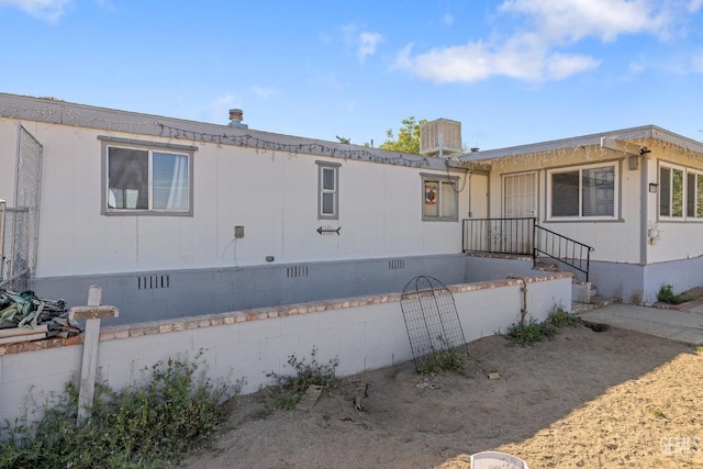 7958 Harmony Ln, Onyx, CA 93255 - view of front of property with crawl space