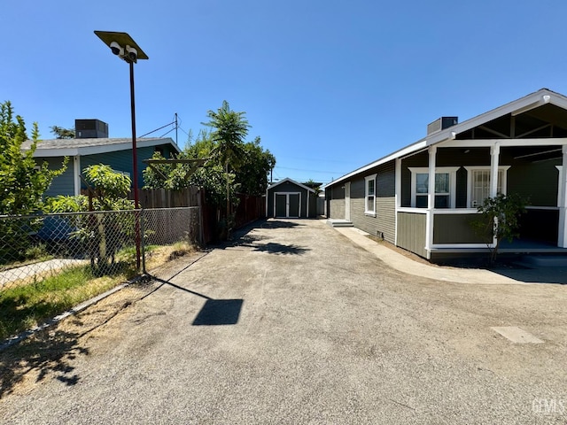 113 Moneta Ave, Bakersfield, CA 93308 - photo 4