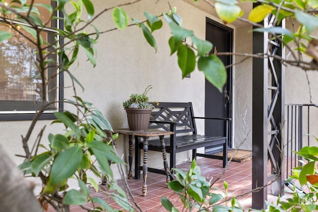 3025 19th St, Bakersfield, CA 93301 - exterior space featuring a patio