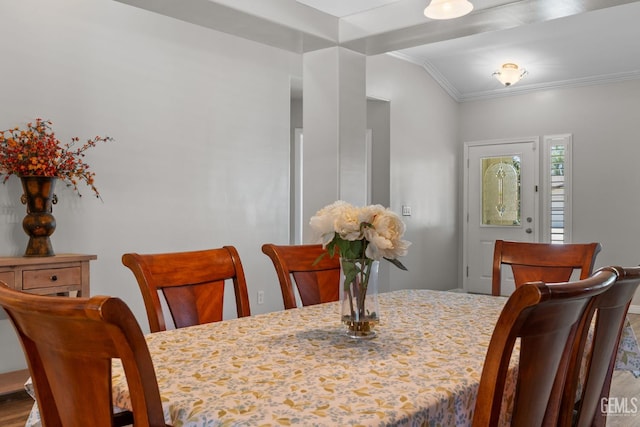 5512 Sicily Ct, Bakersfield, CA 93308 - dining area featuring crown molding