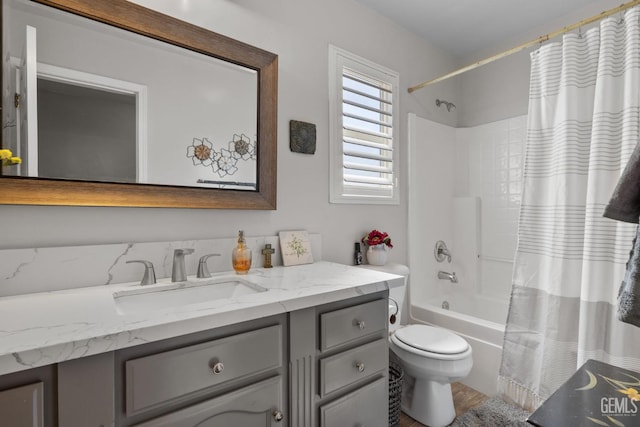 5512 Sicily Ct, Bakersfield, CA 93308 - full bath with toilet, shower / bath combo with shower curtain, and vanity