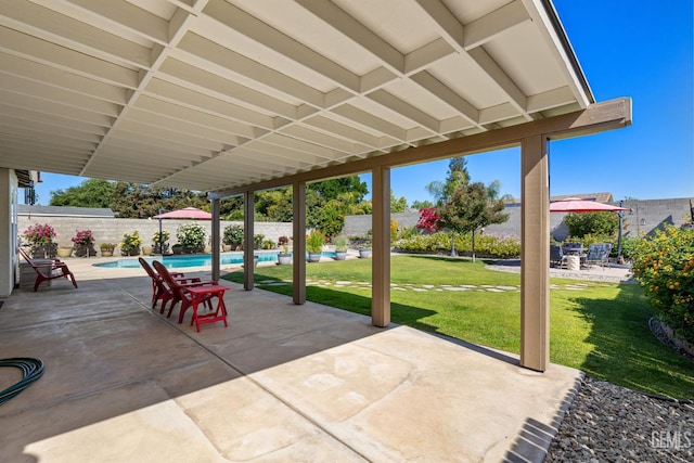 5512 Sicily Ct, Bakersfield, CA 93308 - view of patio