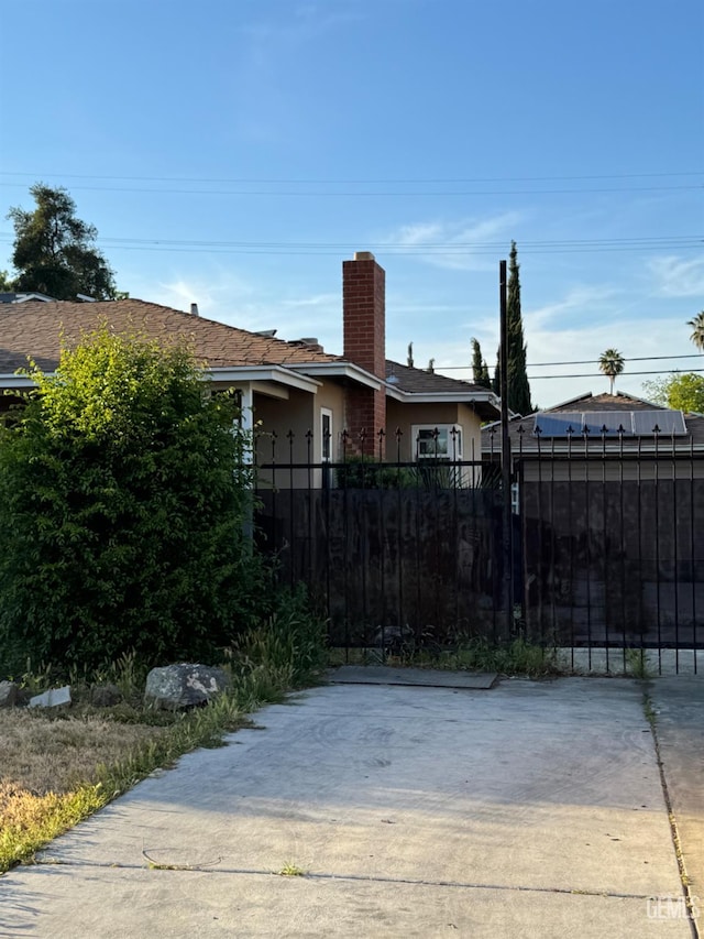 2625 E Michigan Ave, Fresno, CA 93703 - view of fenced yard