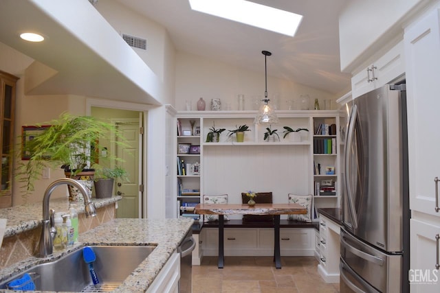 1021 Sussex Cir, Bakersfield, CA 93311 - photo 11