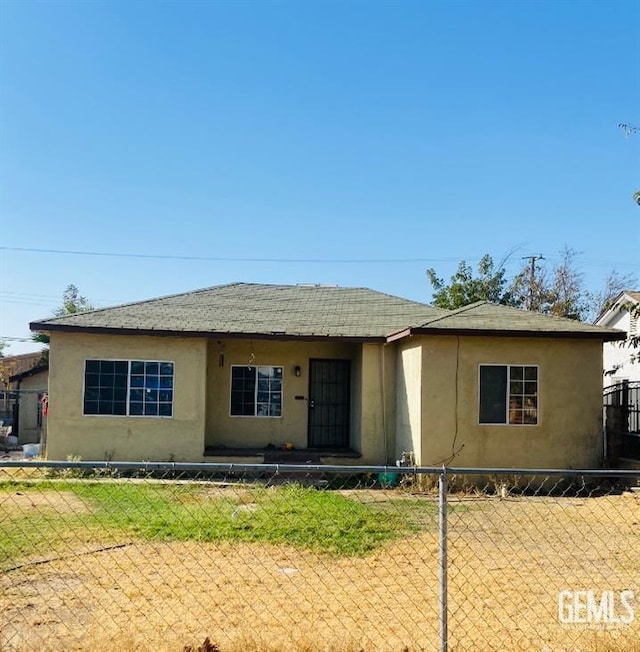 2109 Oregon St, Bakersfield, CA 93305 - bungalow-style house with stucco siding