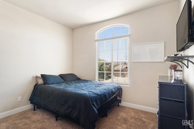 6207 Provincetown Ave, Bakersfield, CA 93313 - carpeted bedroom with baseboards