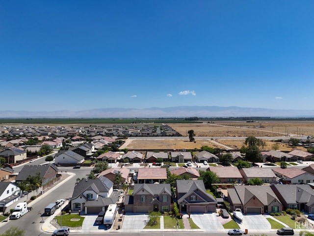 6207 Provincetown Ave, Bakersfield, CA 93313 - aerial view of residential area featuring a mountainous background