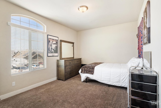 6207 Provincetown Ave, Bakersfield, CA 93313 - carpeted bedroom with baseboards