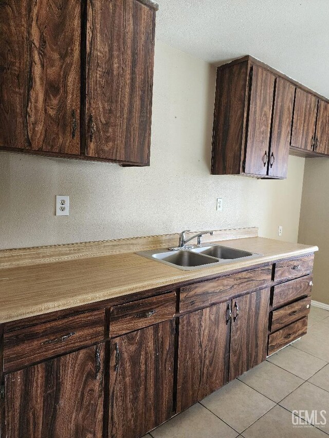816 Rosa Ct, Delano, CA 93215 - photo 7