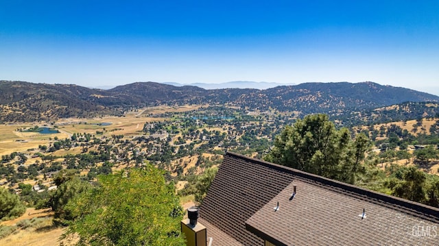 25001 Cannonero Ct, Tehachapi, CA 93561 - view of mountain background