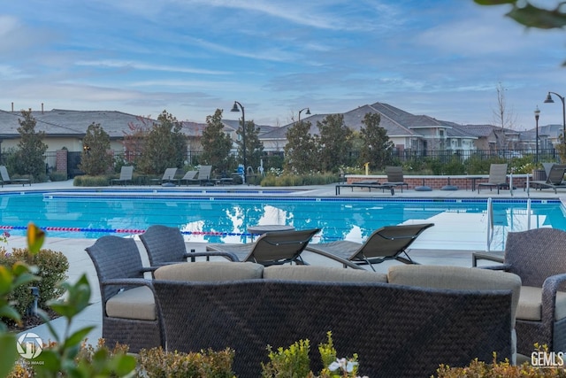 12703 Fairlawn Dr, Bakersfield, CA 93311 - community pool featuring a residential view