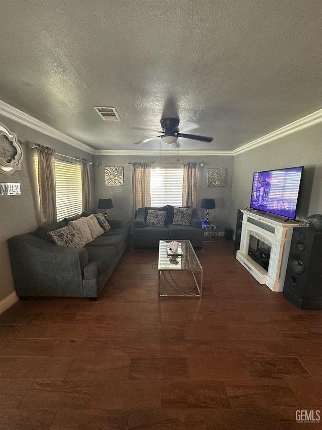 103 Hudson Dr, Bakersfield, CA 93307 - photo 3