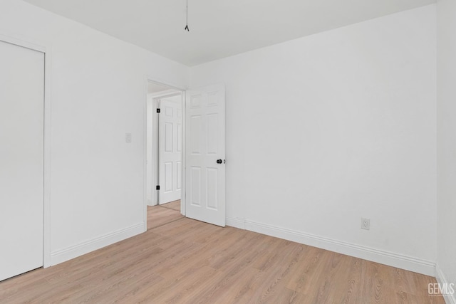 1317 Canyon Ct, Bakersfield, CA 93307 - empty room featuring light wood-type flooring and baseboards