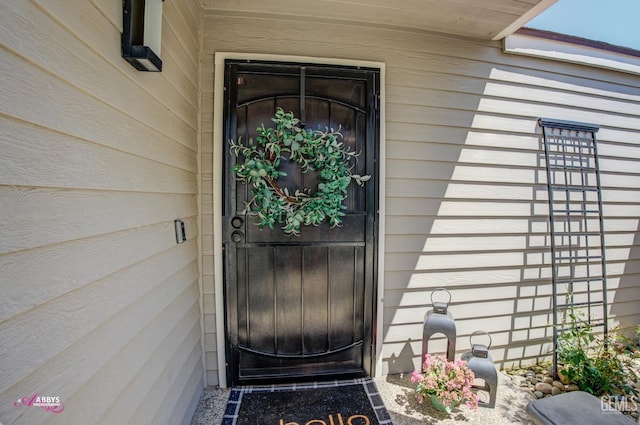 view of exterior entry