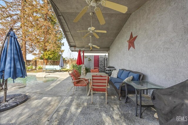 501 Reed St, Bakersfield, CA 93314 - view of patio featuring ceiling fan and outdoor dining space