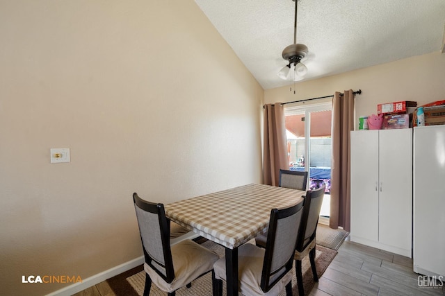 8913 Worrell Ct, Bakersfield, CA 93311 - photo 12