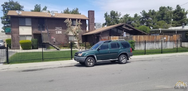 2912 Lum Ave, Bakersfield, CA 93304 - view of building exterior with stairway