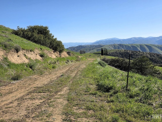 4501 Ridge Route Dr, Lebec, CA 93243