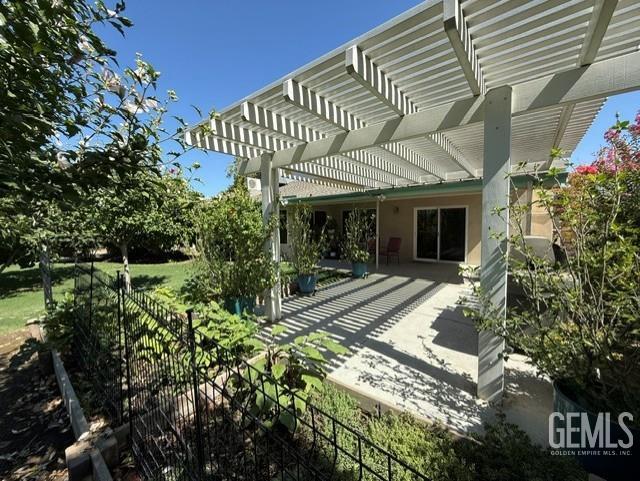 7009 Quailwood Dr, Bakersfield, CA 93309 - view of patio / terrace with a pergola