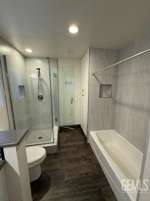 7009 Quailwood Dr, Bakersfield, CA 93309 - full bathroom featuring recessed lighting and washtub / shower combination