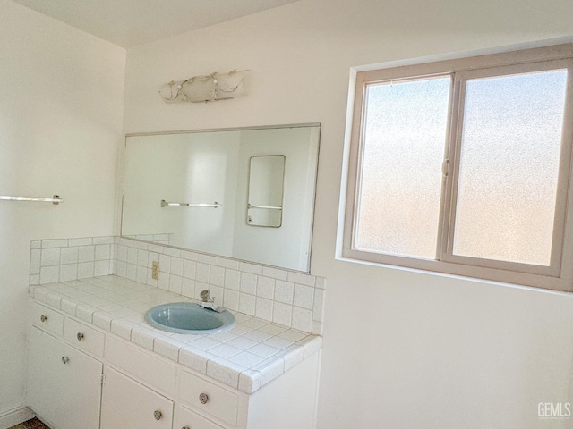 2808 Scott Pl, Bakersfield, CA 93306 - photo 33