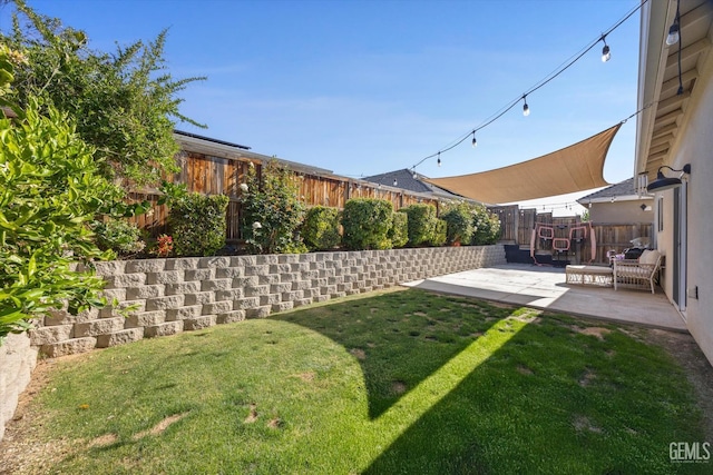 9642 Silver Falls Ln, Shafter, CA 93263 - view of yard with a patio area