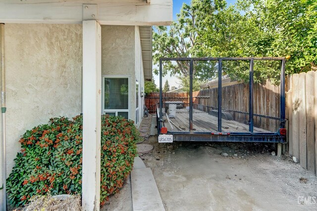 7701 Shetland Dr, Bakersfield, CA 93309 - view of fenced backyard