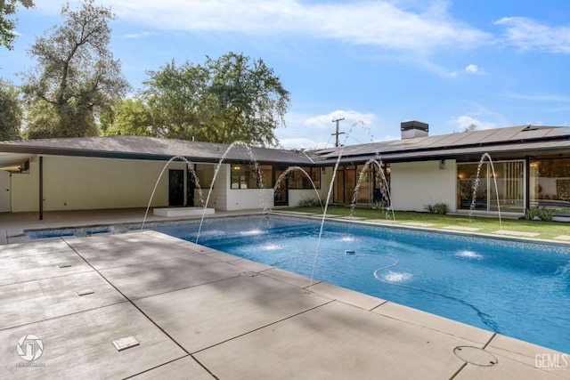 2221 Myrtle St, Bakersfield, CA 93301 - outdoor pool featuring a patio area