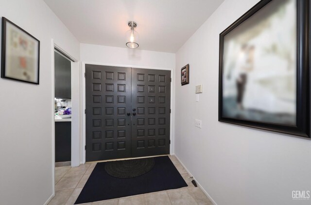 109 Bermuda St, Bakersfield, CA 93309 - entrance foyer with light tile patterned floors and baseboards