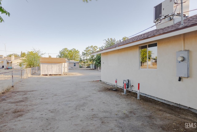 401 Klassen Dr, Shafter, CA 93263 - photo 11