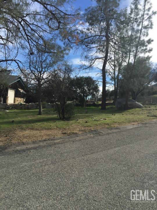 Listing photo 2 for 1 Elm St, Kernville CA 93238