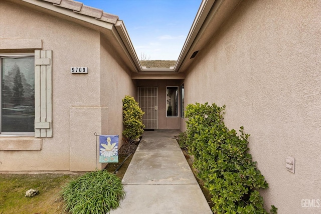 view of property entrance