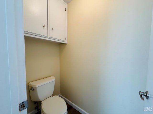 4208 Tierra Verde St Unit 2, Bakersfield, CA 93301 - bathroom featuring toilet and baseboards