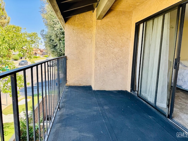4208 Tierra Verde St Unit 2, Bakersfield, CA 93301 - view of balcony